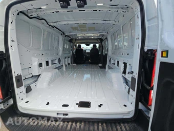 2026 Ford Transit 150 Cargo Van Low Roof 148.0" WB - miniatura 13