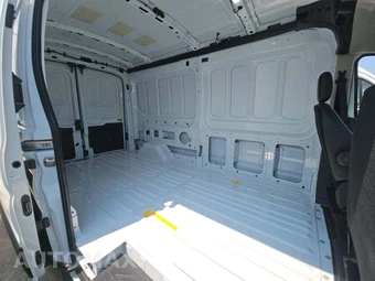 2026 Ford Transit 150 Cargo Van Medium Roof 148.0" WB - miniatura 14