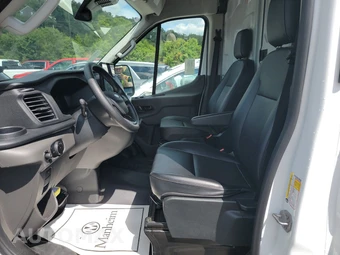 2026 Ford Transit 250 Cargo Van High Roof - miniatura 13