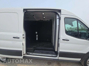 2026 Ford Transit 250 Cargo Van Medium Roof - miniatura 12