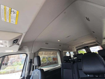 2026 Ford Transit Passenger Van XL Medium Roof 148.0" WB - miniatura 11