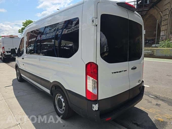 2026 Ford Transit Passenger Van XL Medium Roof 148.0" WB - miniatura 2