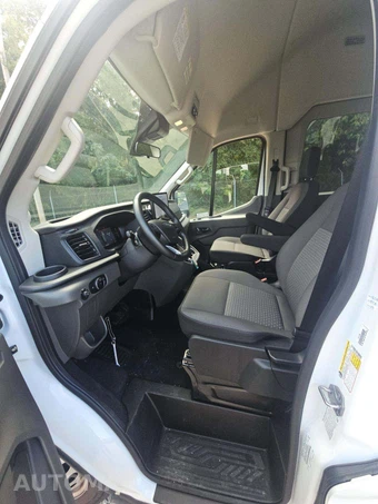 2026 Ford Transit Passenger Van XLT DRW High Roof 148.0" WB - miniatura 6