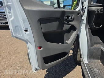 2026 Ford Transit Passenger Van XLT Low Roof 148.0" WB - miniatura 9