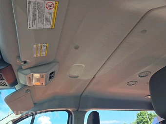 2026 Ford Transit Passenger Van XLT Low Roof 148.0" WB - miniatura 23