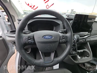 2026 Ford Transit Passenger Van XLT Low Roof 148.0" WB - miniatura 10
