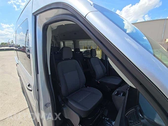 2026 Ford Transit Passenger Van XLT Medium Roof 148.0" WB - miniatura 16