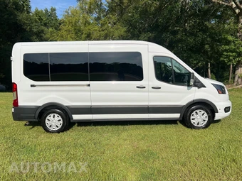 2026 Ford Transit Passenger Van XLT Medium Roof 148.0" WB - miniatura 1