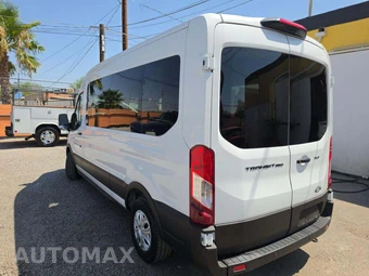 2026 Ford Transit Passenger Van XLT Medium Roof 148.0" WB - miniatura 2