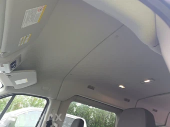 2026 Ford Transit Passenger Van XLT Medium Roof 148.0" WB - miniatura 17