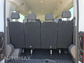 2026 Ford Transit Passenger Van XLT Medium Roof 148.0" WB - miniatura 15