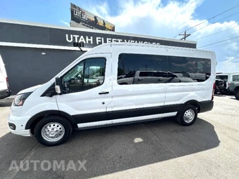 2026 Ford Transit Passenger Van XLT Medium Roof 148.0" WB - miniatura 8