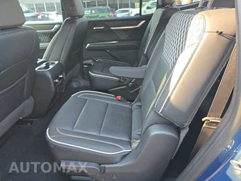 2026 GMC Acadia Denali 5SB - miniatura 13