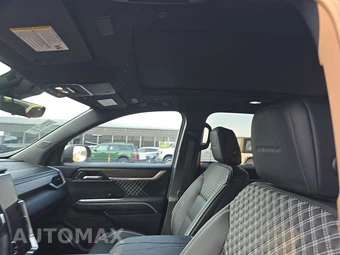 2026 GMC Acadia Denali 5SB - miniatura 18