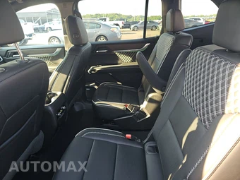 2026 GMC Acadia Denali 5SB - miniatura 13