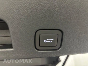 2026 GMC Acadia Denali Ultimate 5SD - miniatura 13