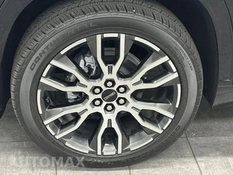 2026 GMC Acadia Denali Ultimate 5SD - miniatura 7