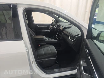 2026 GMC Acadia Elevation - miniatura 8