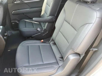 2026 GMC Acadia Elevation 4SD - miniatura 9