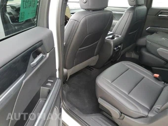 2026 GMC Acadia Elevation 4SD - miniatura 6