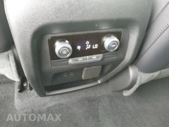 2026 GMC Acadia Elevation 4SD - miniatura 10