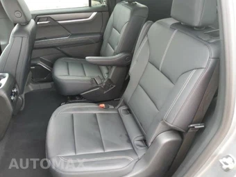 2026 GMC Acadia Elevation 4SD - miniatura 9