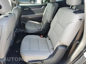 2026 GMC Acadia Elevation 4SD - miniatura 9