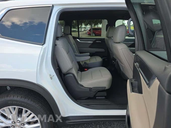 2026 GMC Acadia Elevation 4SD - miniatura 14