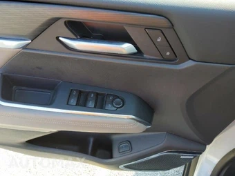 2026 GMC Acadia Elevation 4SD - miniatura 12