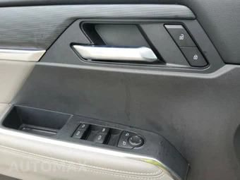2026 GMC Acadia Elevation 4SD - miniatura 17