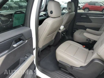 2026 GMC Acadia Elevation 4SD - miniatura 6