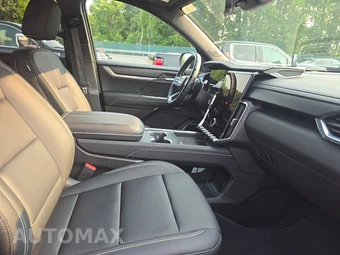 2026 GMC Acadia Elevation 4SD - miniatura 8