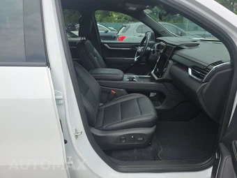 2026 GMC Acadia Elevation 4SD - miniatura 8