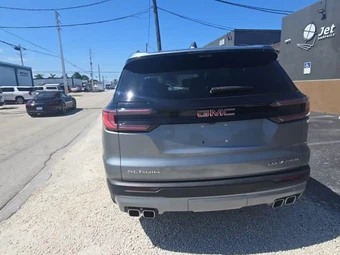 2026 GMC Acadia Elevation 4SD - miniatura 4