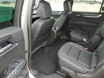 2026 GMC Acadia Elevation 4SD - miniatura 6