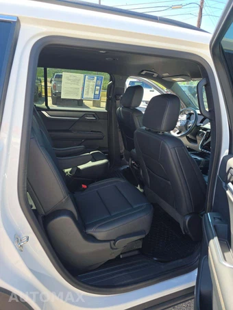 2026 GMC Acadia Elevation 4SD - miniatura 14