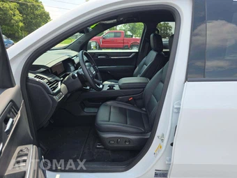 2026 GMC Acadia Elevation 4SD - miniatura 3