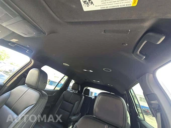 2026 GMC Acadia Elevation 4SD - miniatura 8