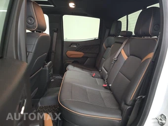 2026 GMC Canyon AT4 Crew Cab Medium Bed 4SG - miniatura 13