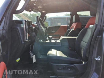 2026 GMC HUMMER EV SUV 3X - miniatura 16