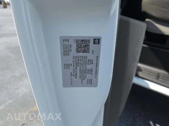 2026 GMC Savana 3500 Passenger Van LT 1LT 155.1" WB - miniatura 2