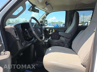 2026 GMC Savana 3500 Passenger Van LT 1LT 155.1" WB - miniatura 3
