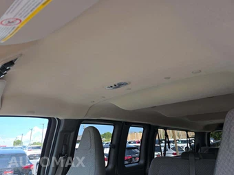 2026 GMC Savana 3500 Passenger Van LT 1LT 155.1" WB - miniatura 8