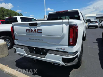 2026 GMC Sierra 1500 AT4 Crew Cab Short Bed 4SB - miniatura 3