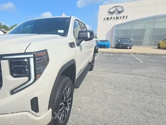 2026 GMC Sierra 1500 AT4 Crew Cab Short Bed 4SB