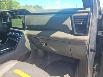 2026 GMC Sierra 1500 AT4 Crew Cab Short Bed 4SB - miniatura 16
