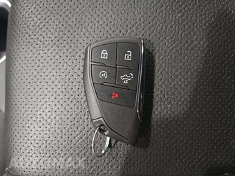 2026 GMC Sierra 1500 Denali Crew Cab Short Bed 5SA - miniatura 8