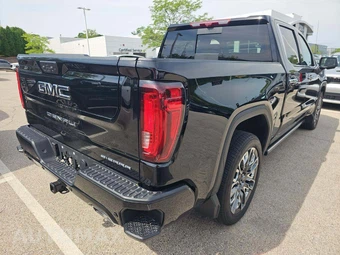 2026 GMC Sierra 1500 Denali Ultimate Crew Cab Short Bed - miniatura 3