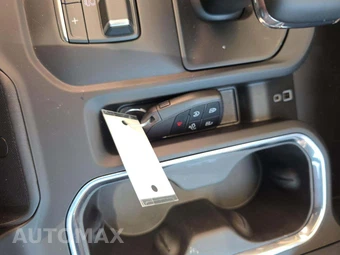 2026 GMC Sierra 1500 Denali Ultimate Crew Cab Short Bed 5SB - miniatura 8