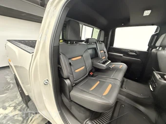 2026 GMC Sierra 2500HD AT4 Crew Cab Medium Bed - miniatura 24